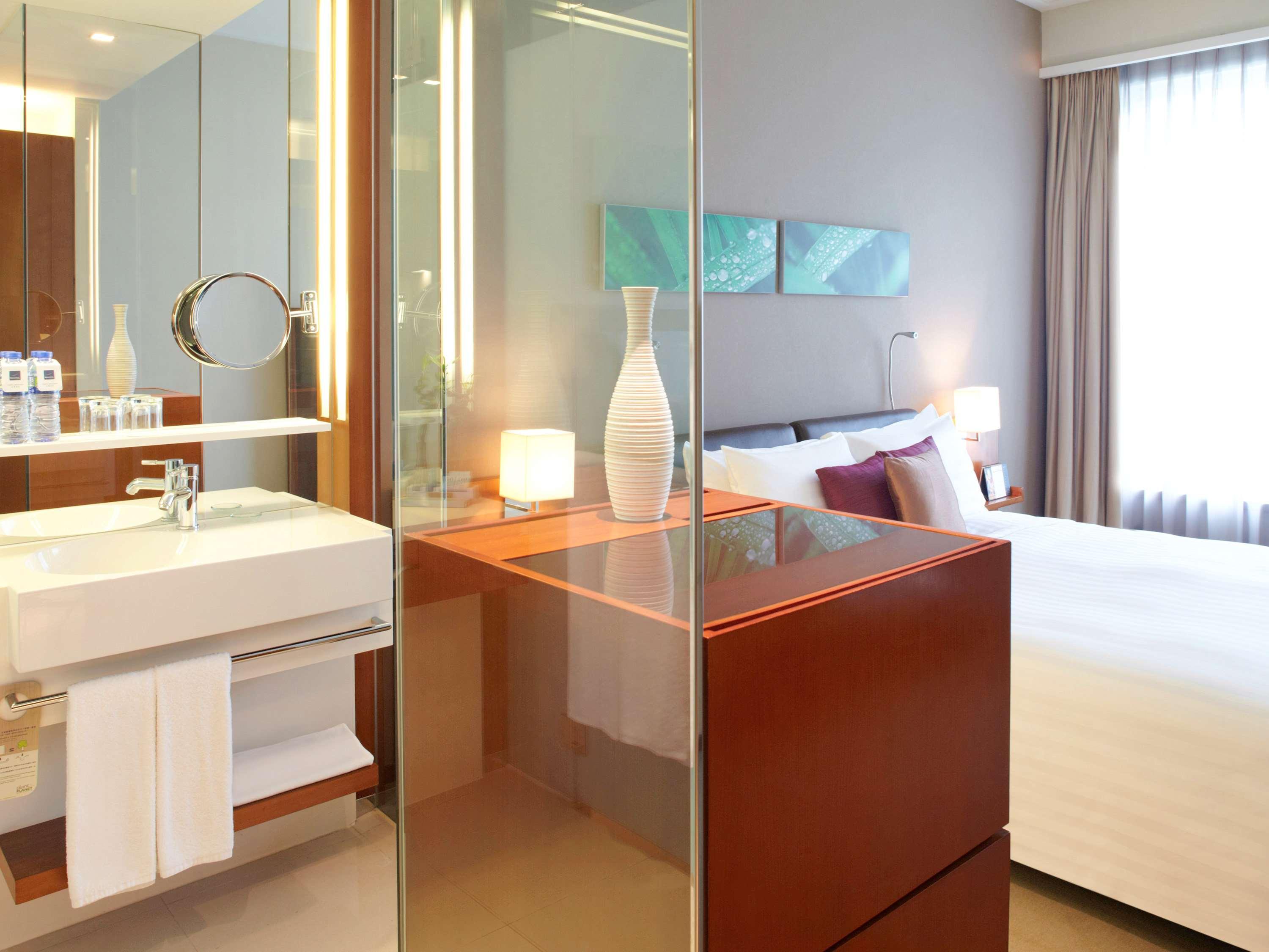 Novotel Citygate Хонконг Екстериор снимка