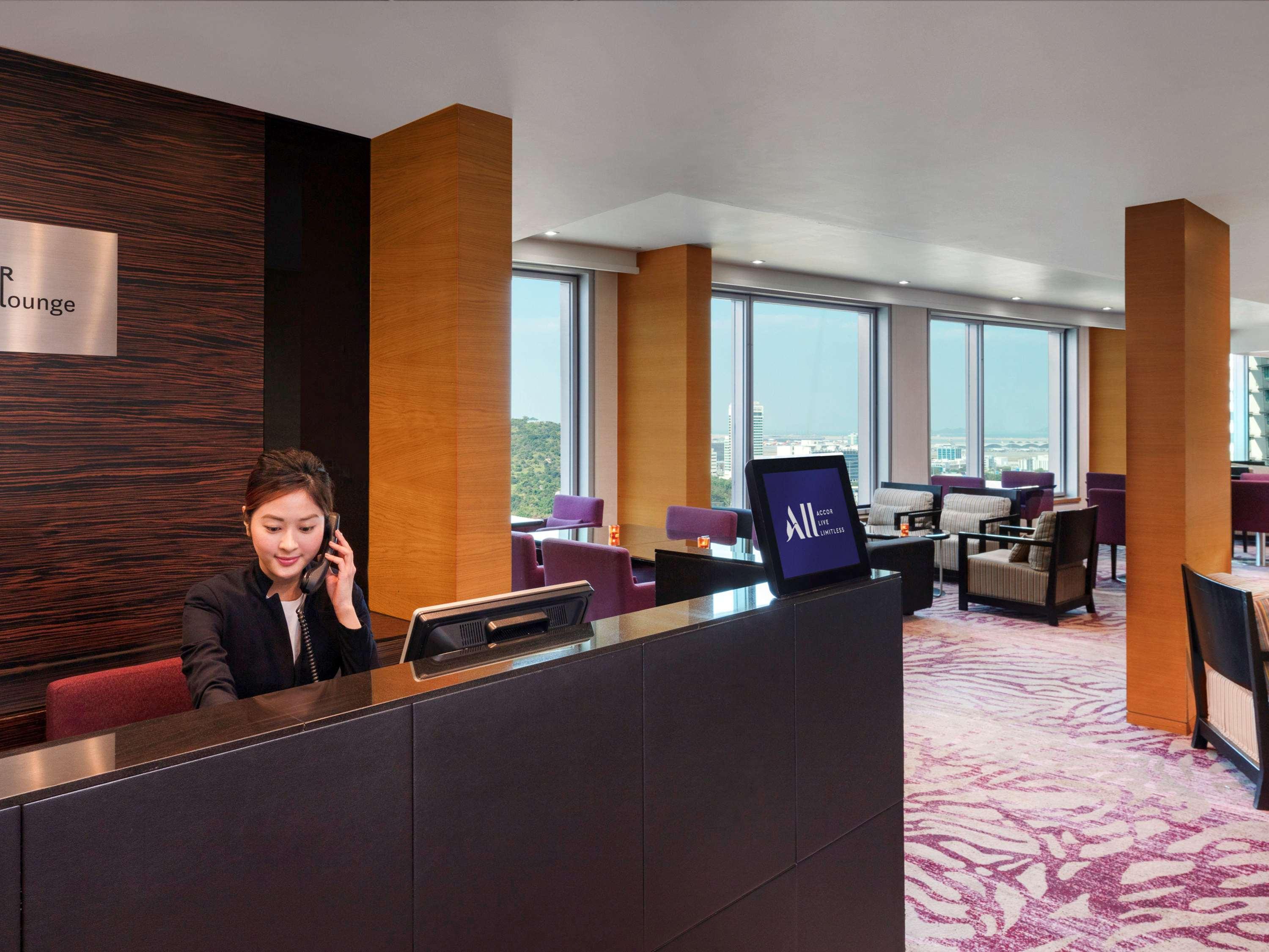 Novotel Citygate Хонконг Екстериор снимка