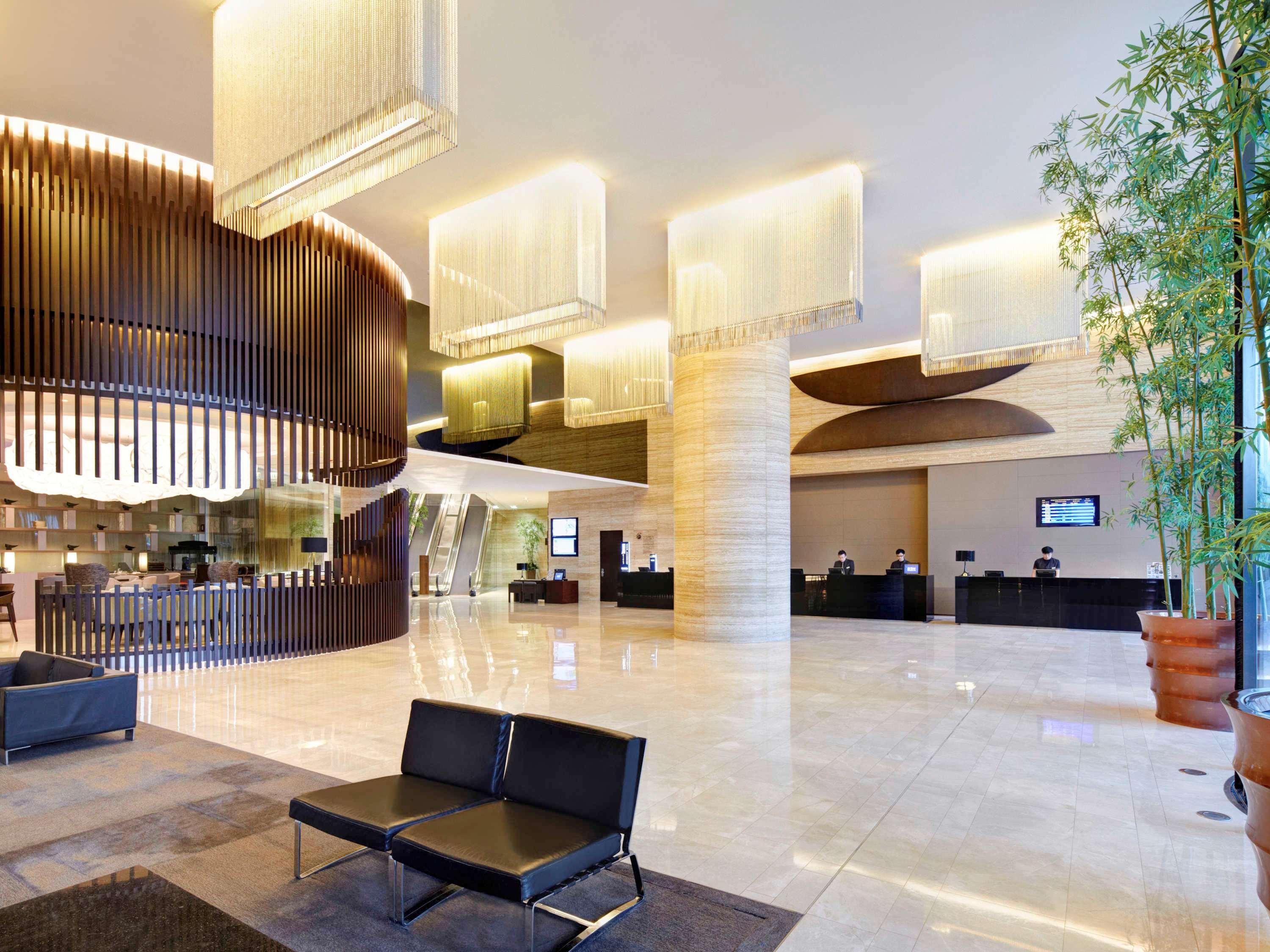 Novotel Citygate Хонконг Екстериор снимка