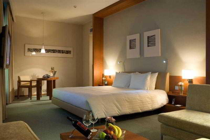 Novotel Citygate Хонконг Екстериор снимка