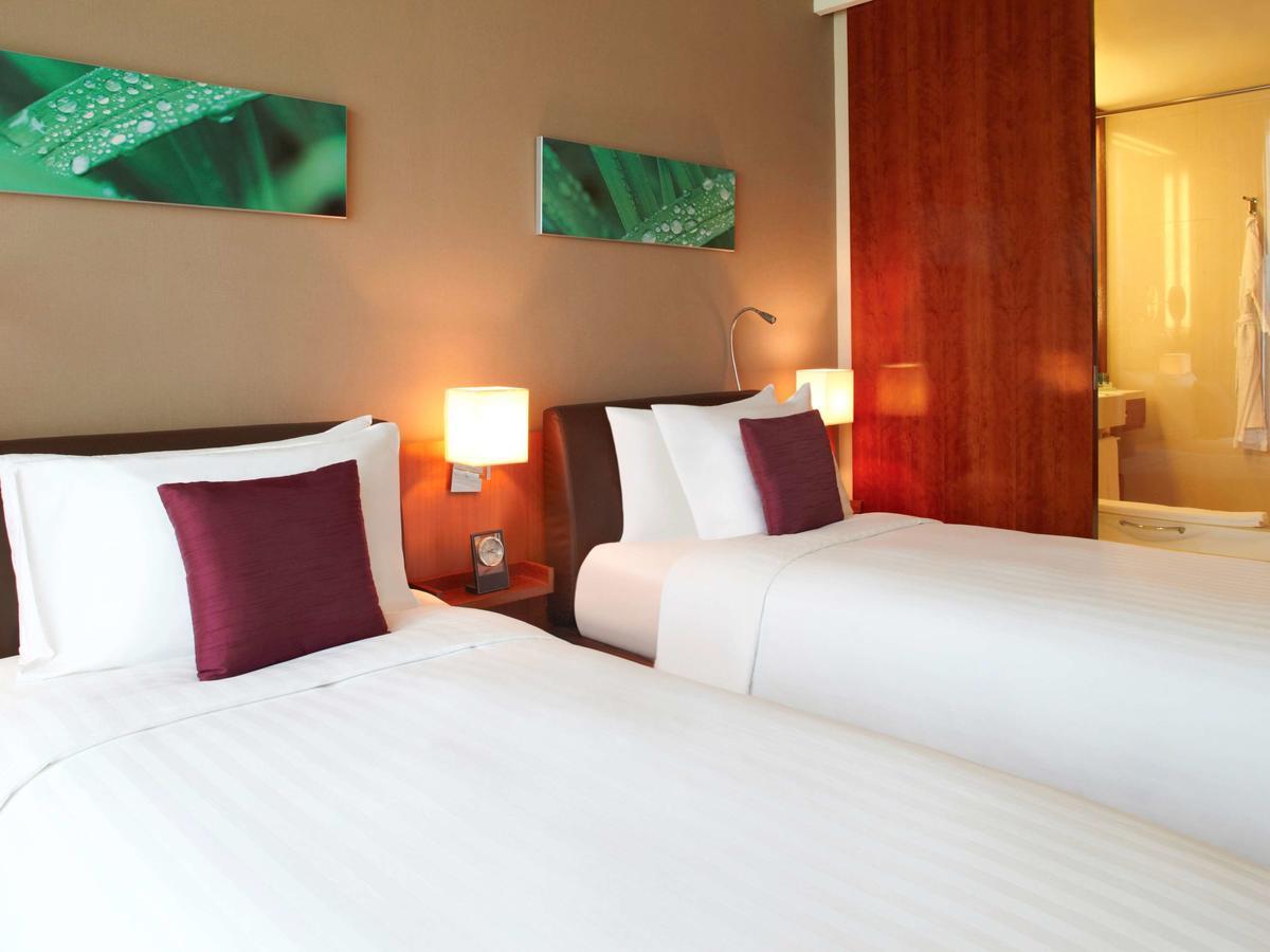 Novotel Citygate Хонконг Екстериор снимка